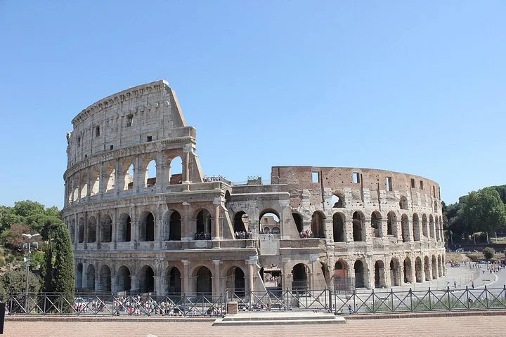 Colosseum exterior in clear daylight