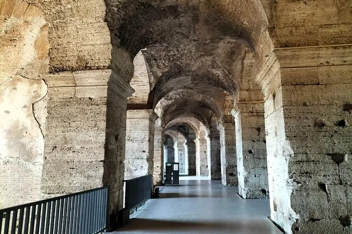Long vaulted main Colosseum arcade