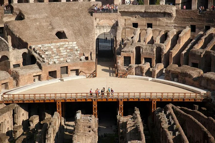 Arena platform and exposed hypogeum viewed from above