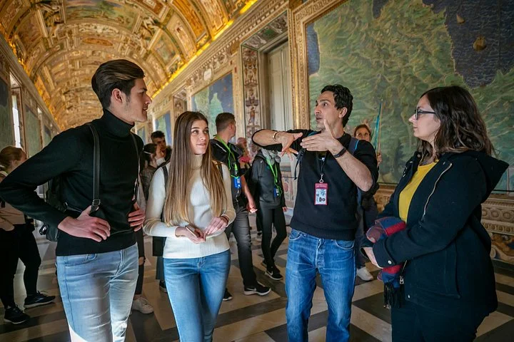 A guide explaining the Vatican Gallery of Maps