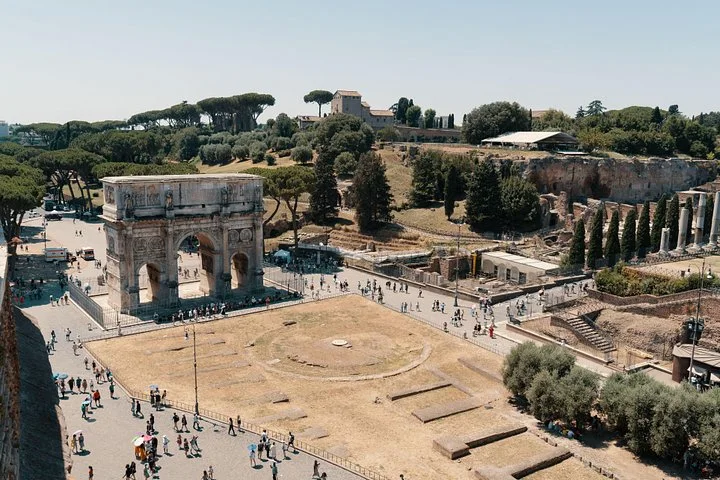 The Arch of Constantine and surrounding park from above